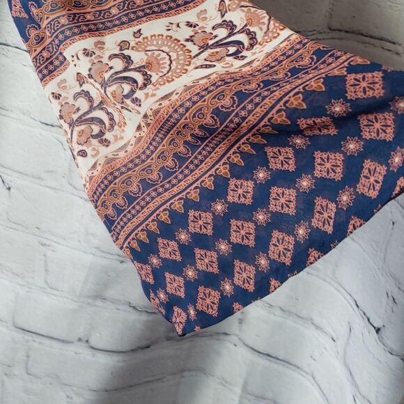 Charming Charlie Top   - Picture 3 of 4